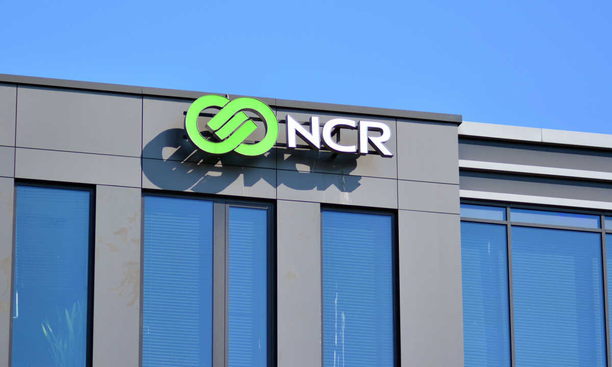 First Bank Revolutionizes Retail Banking with NCR